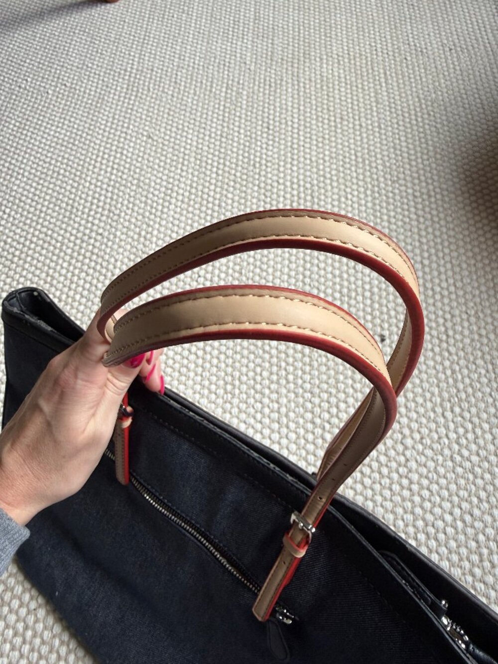 GUESS | Denim Y2K Logo Large Shoulder Tote Bag - Picture 12 of 15